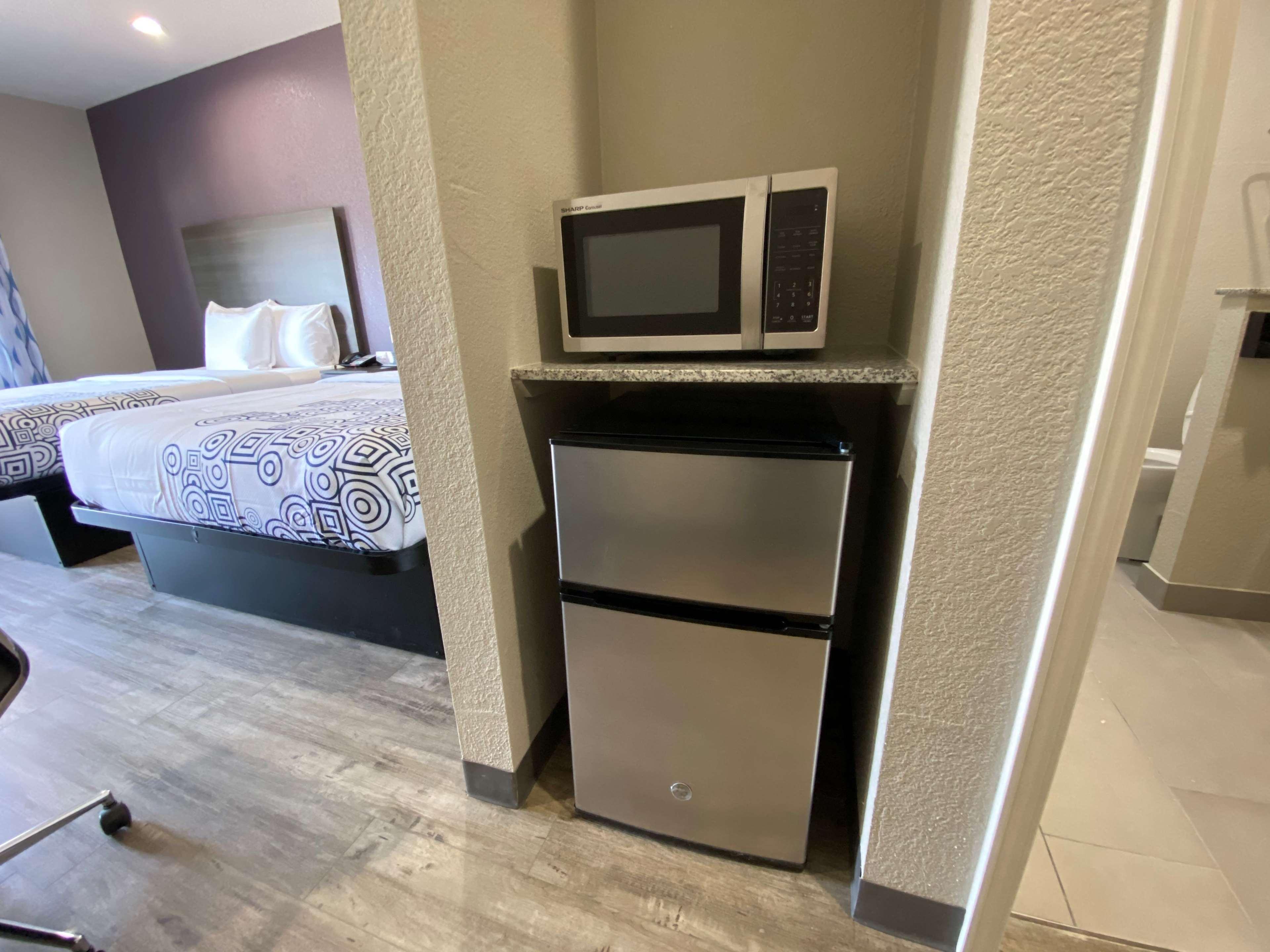 Surestay Plus Hotel By Best Western Ada Exteriér fotografie
