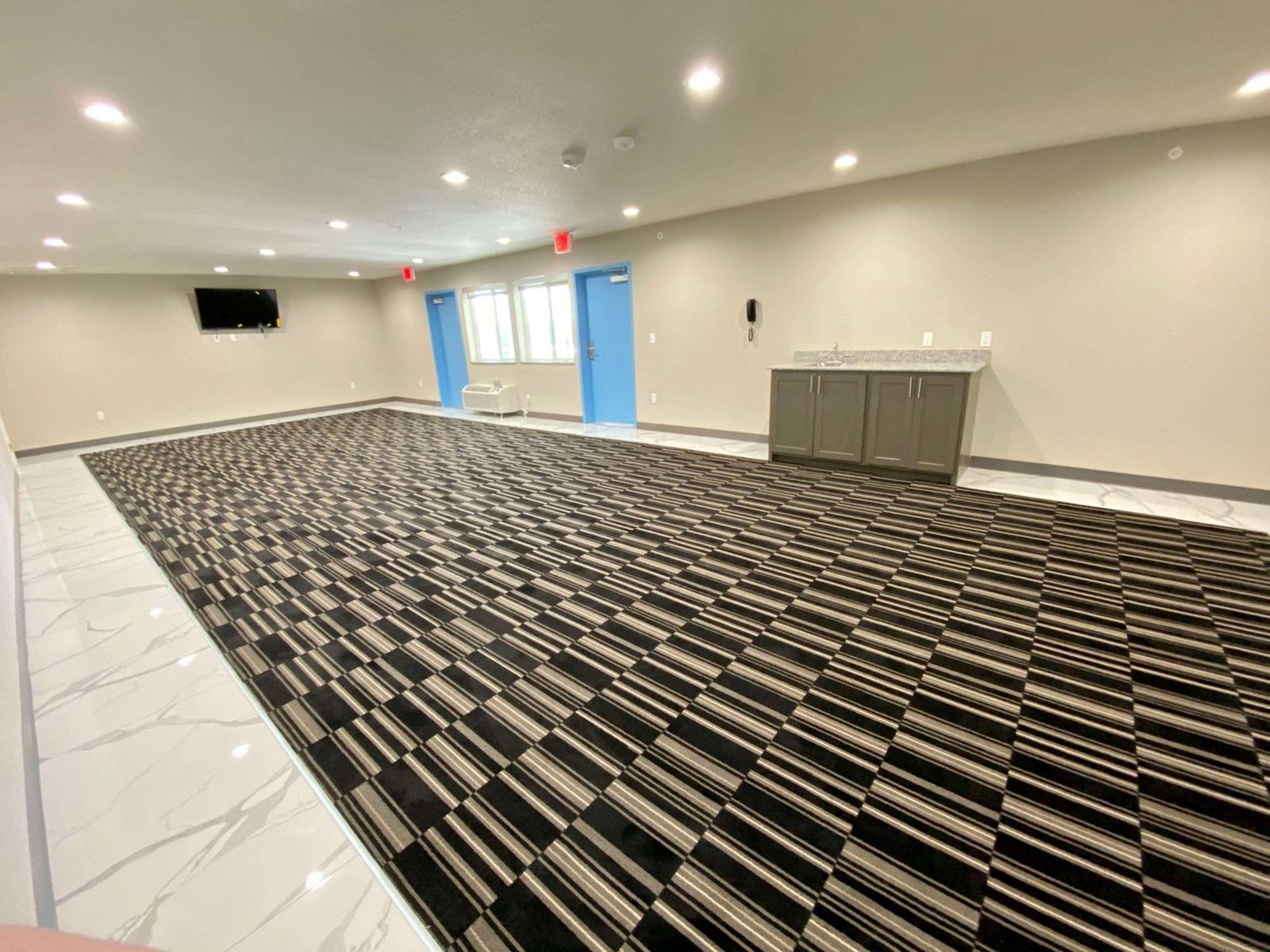 Surestay Plus Hotel By Best Western Ada Exteriér fotografie