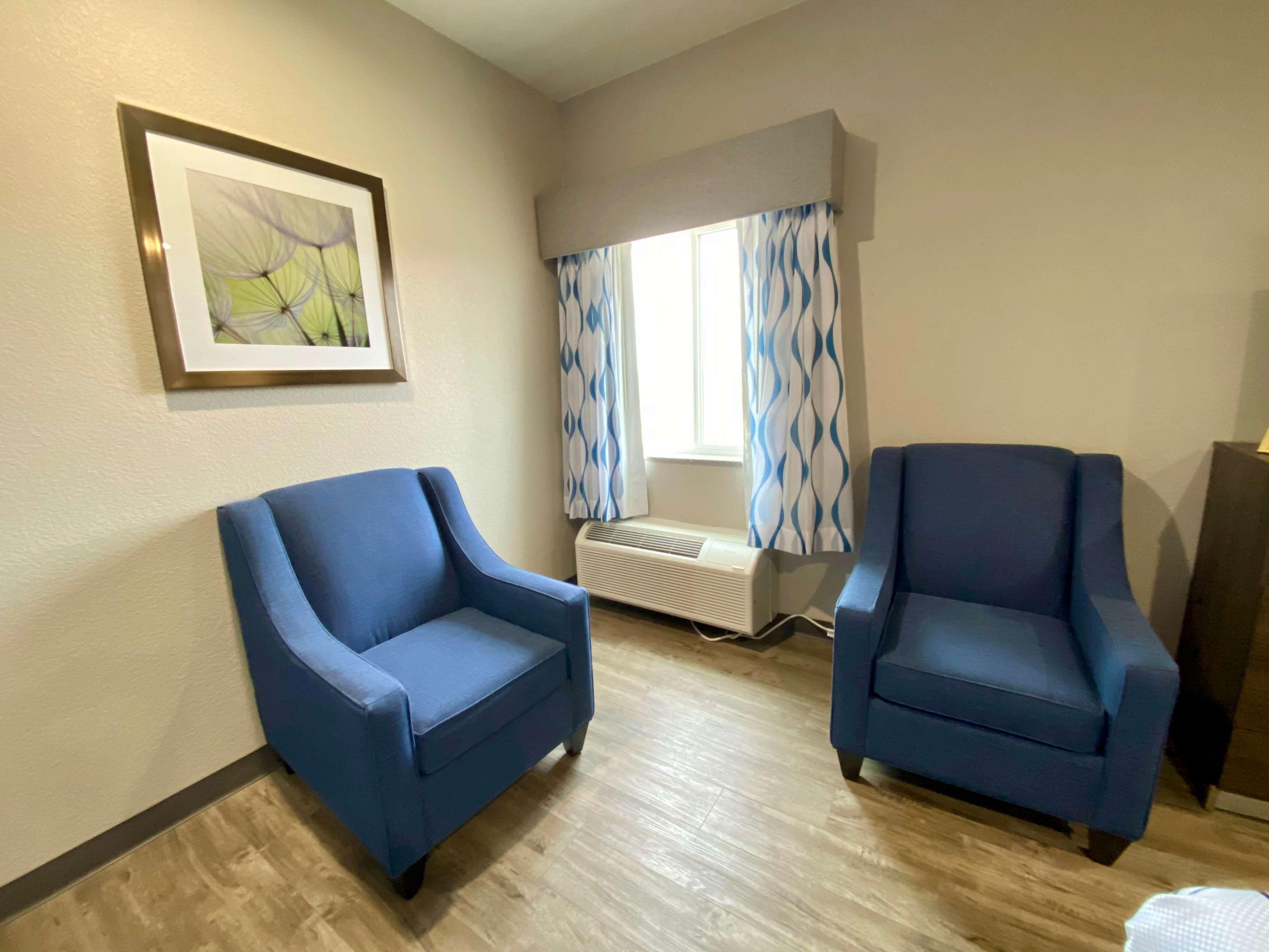 Surestay Plus Hotel By Best Western Ada Exteriér fotografie